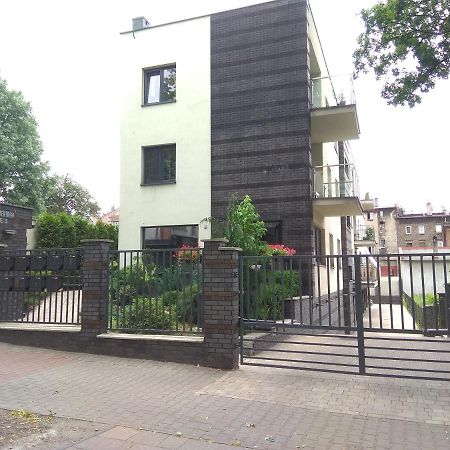 Luxury Apartment With Own Parking Chorzow Bagian luar foto