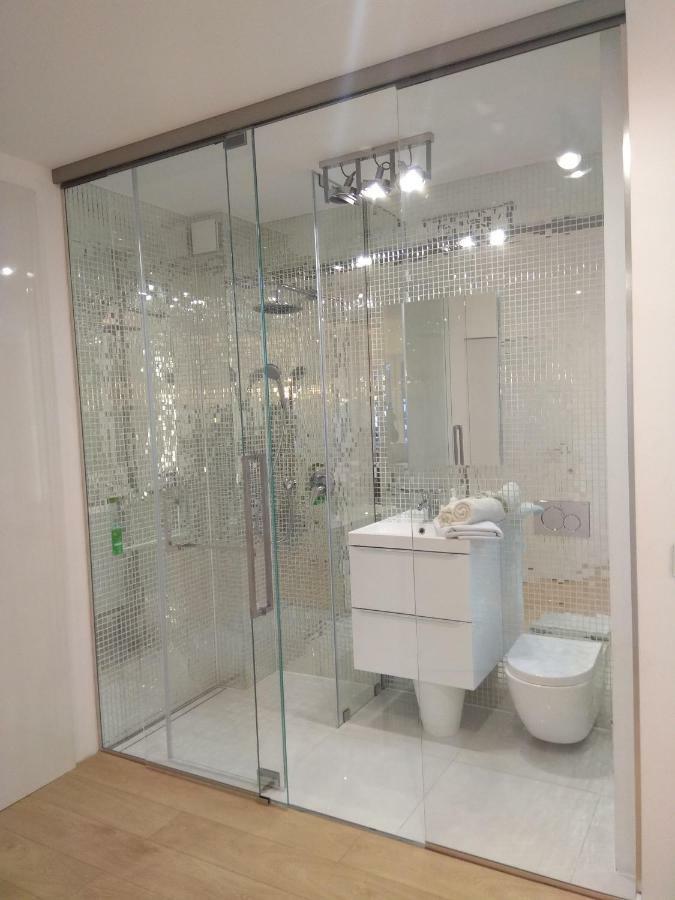 Luxury Apartment With Own Parking Chorzow Bagian luar foto