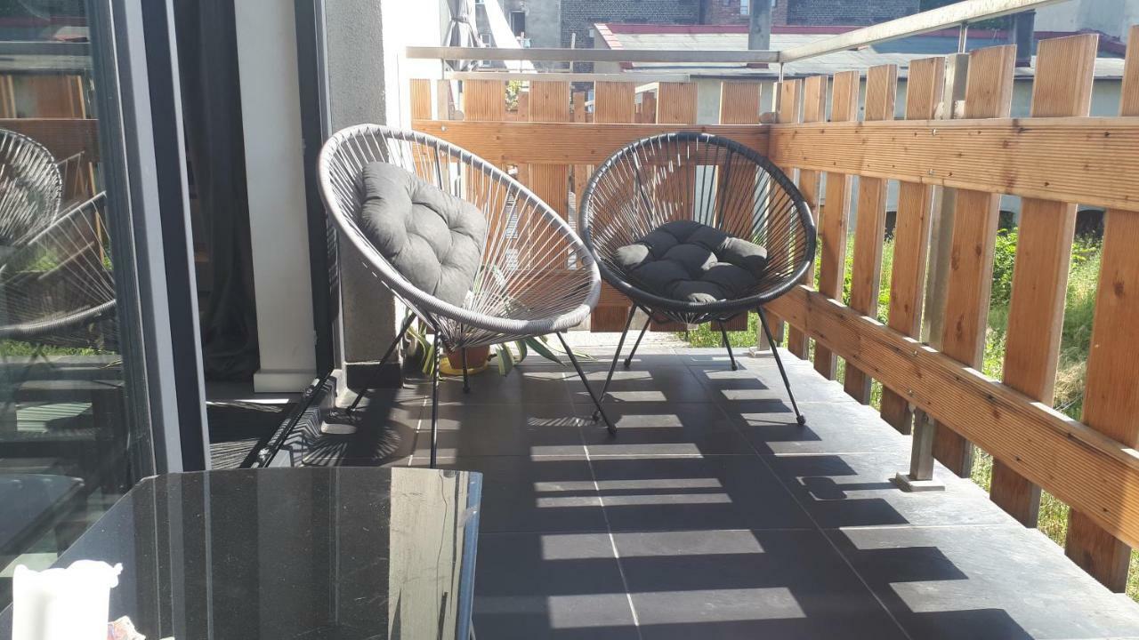Luxury Apartment With Own Parking Chorzow Bagian luar foto